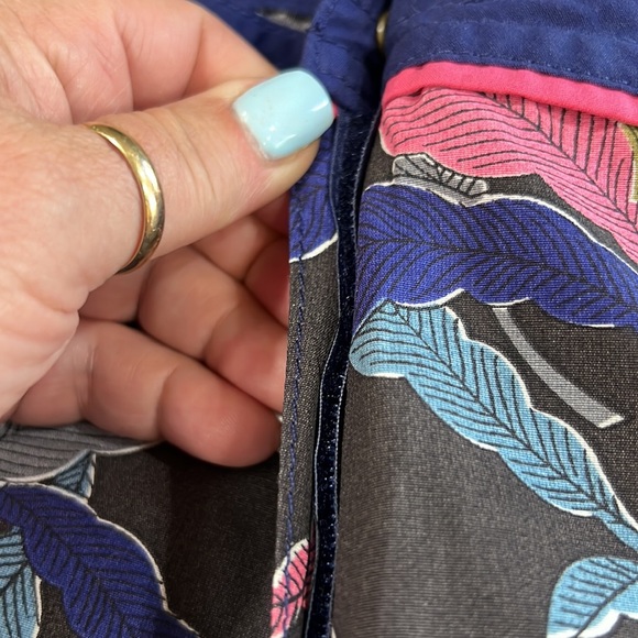 Boden board shorts, size 16 - Picture 3 of 9